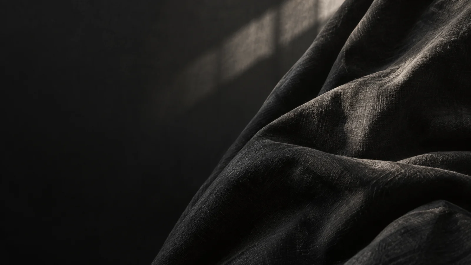 Editorial monochrome light and shadow for Nuvaret